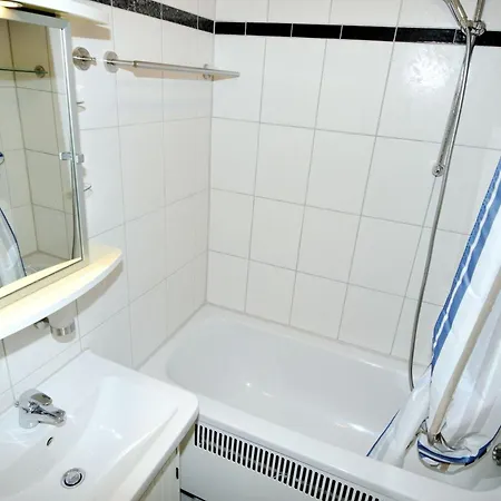 Steinwarder 7, 1 Etage, 2 *